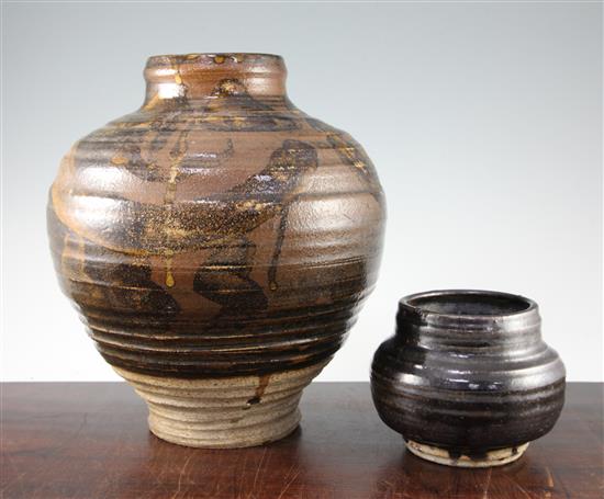 Thomas Sam Haile (1908-1948). A large stoneware vase and a similar smaller vase, 31.5cm and 12cm